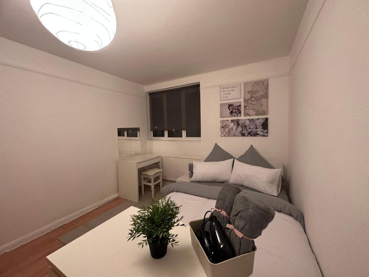 Апартаменты Sky View Ec1 Лондон Экстерьер фото