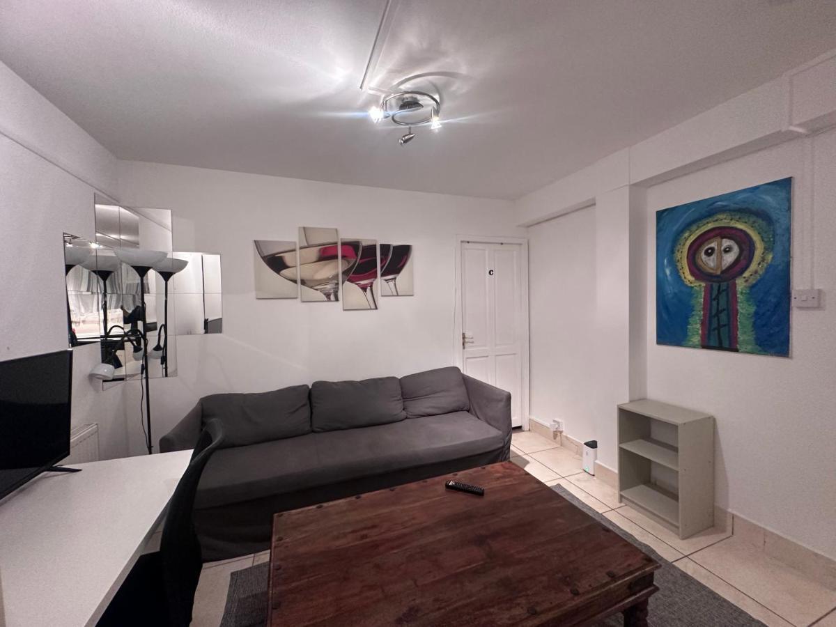 Апартаменты Sky View Ec1 Лондон Экстерьер фото